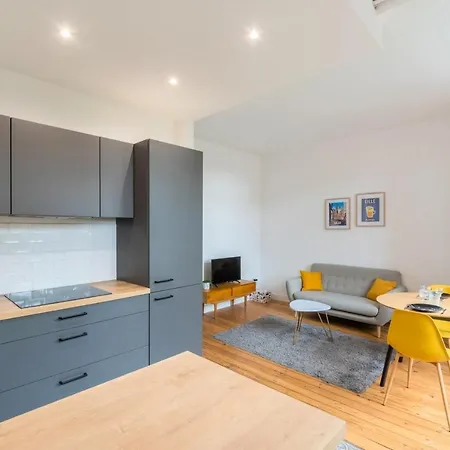 One Bedroom Near The Tramway Appartamento